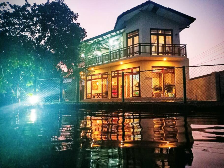 Aurora Lagoon Front Negombo Eksteriør bilde